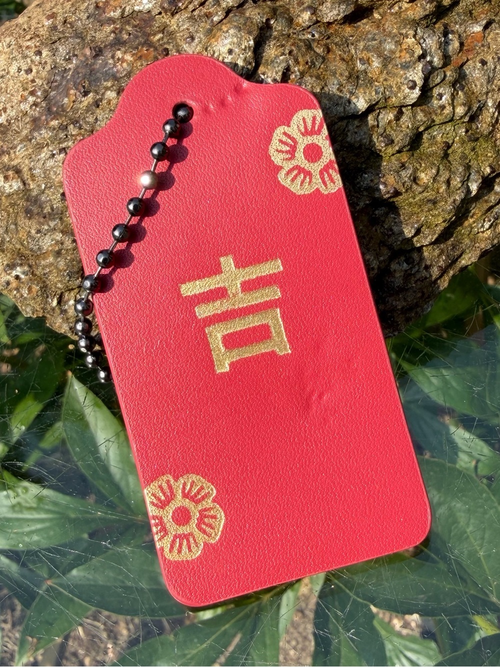 Coach Large Leather Hangtag with Ji & Tea Rose Print, 1 3/4” (L) × 3” (H)